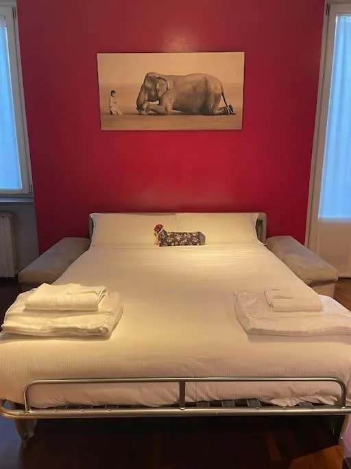 Apartamento Cozy Flat Mins Walk To Navigli And Metro Porta Genova Milán