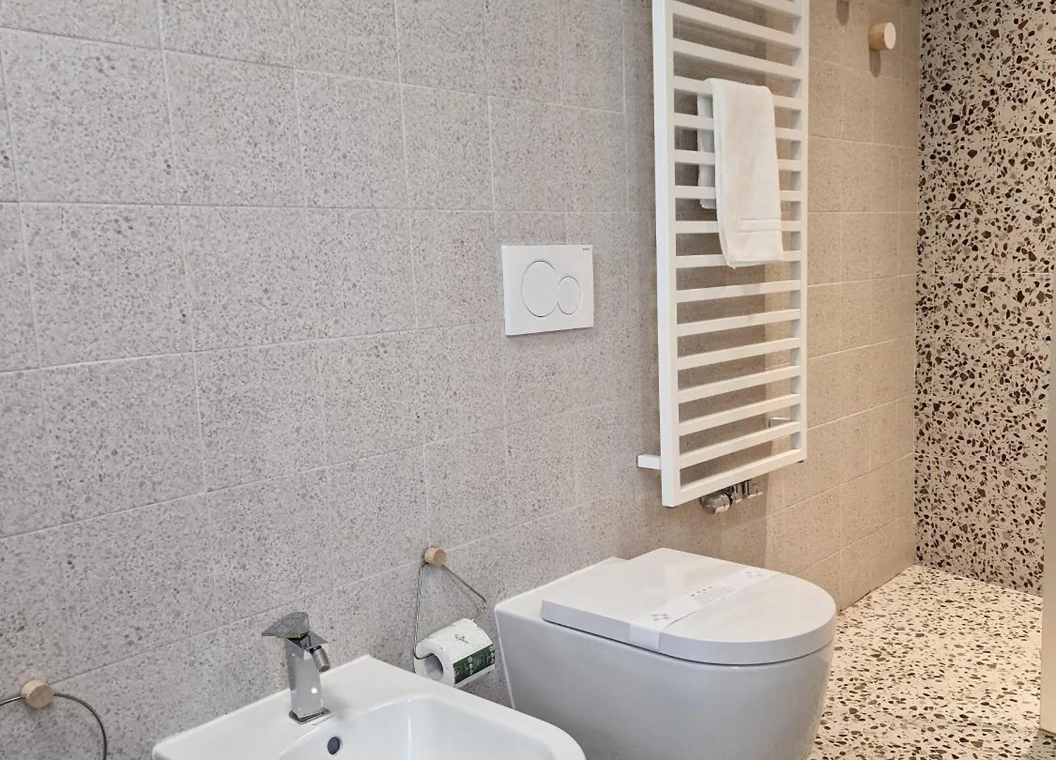 شقة Cozy Flat Mins Walk To Navigli And Metro Porta Genova ميلان
